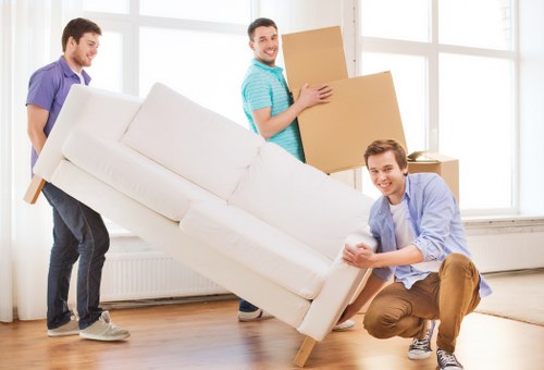 Local movers navigating an apartment relocation
